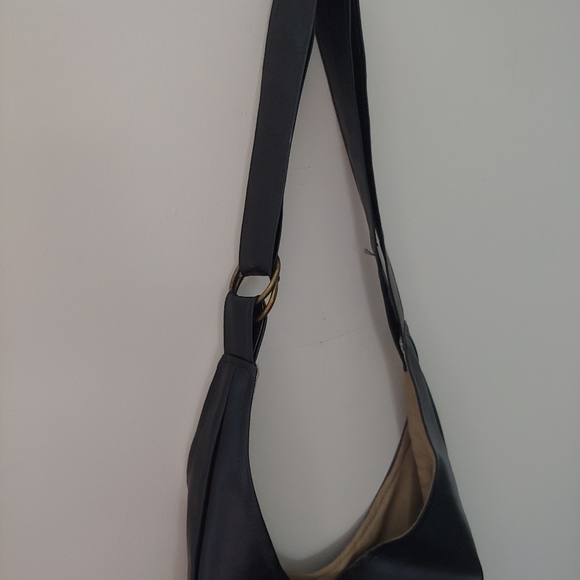 Canadian, handmade, vegan-leather, upycled eco handbag/purse - Picture 4 of 7